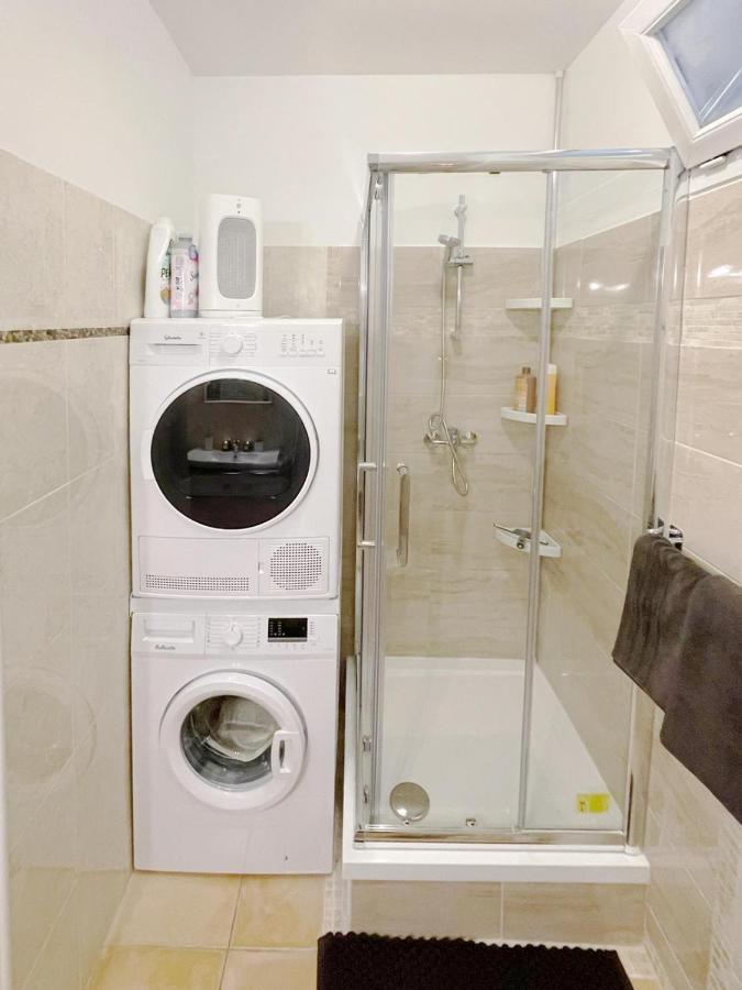 T2 Le Bien Etre Marseille 9Eme-Wifi-Netflix-Metro-Parking-Plage Екстер'єр фото